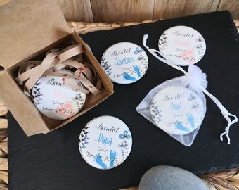 Pregnancy announcement gift box Badge, Magnet, Keyring Bottle opener or Pocket mirror, gift idea, birth announcement