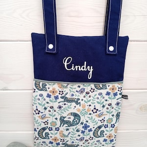 Range Pyjama personnalisé, Doudou ou Vide Poche de Lit pour en Enfant en coton imprimé, Cadeau naissance