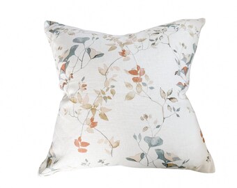 HOLLIS || White elegant floral pillow cover