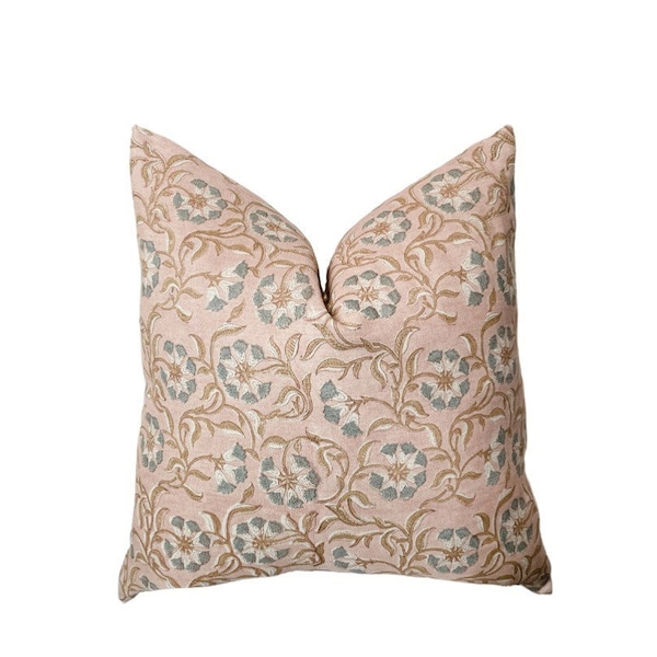 DOTTIE || Floral pink/mauve designer floral hand-block pillow cover