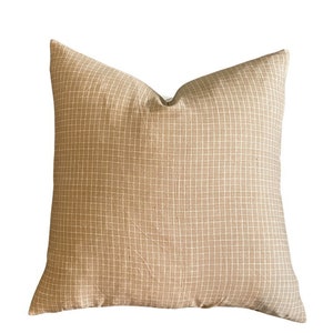 HENRY || Brown rust checkered pillow cover