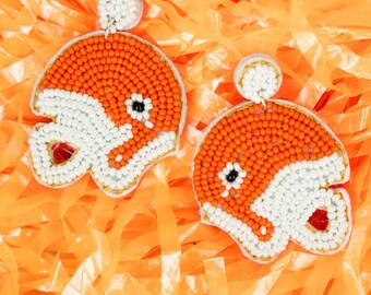 Football Helm Spiel Tag Orange und Weiße Rocailles Perlen Ohrringe