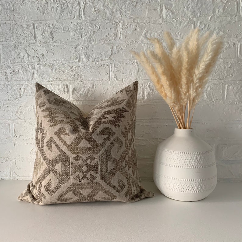 20x20 18x18 TAHOE Marigold Interiors 14x24 Vintage Southwestern Textile Pillow Cover