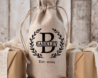 Bolsa de botella con monograma, bolsa de vino personalizada, regalo nupcial, portabotellas de vino, regalo de padrino, regalo personalizado de bienvenida, regalo de boda