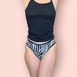 Reusable Menstrual Underwear - Leakproof Period Panties for Women - Absorbent & Breathable - Eco-Friendly and Comfortable - Multiple Colors