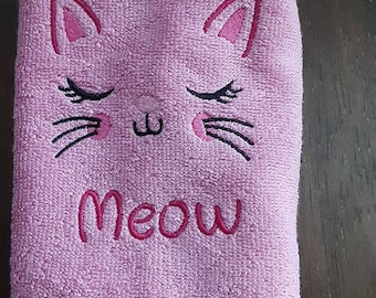 Kids Personalized Kitty Cat Wash Cloth | Kids Embroidered Wash cloth | Custom Washcloth | Cat Lover Gift for Children  | Gift for Kids