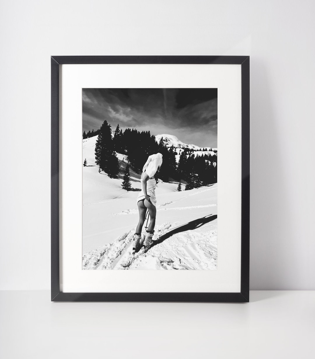 Digital Art Print Ski Wall Art, Apres Skiing, Mountain, Photography
