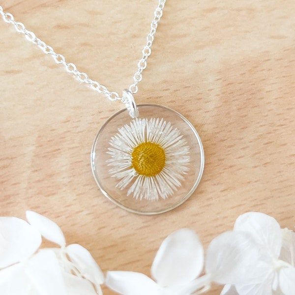 Small Silver Daisy Necklace For Women, Real White Daisy Jewellery For Her, sterling silver daisy pendant necklace birthday gift