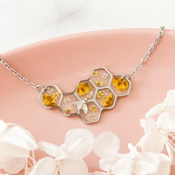 Bee and Honeycomb Necklace, Yellow Bee Necklace, Silver Bee Necklace, Stainless Steel Honeycomb Pendant, Yellow Flower Necklace for Her
