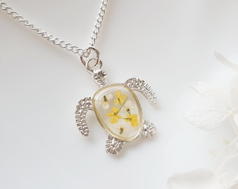 Yellow turtle necklace for women, Silver turtle jewellery with real pressed flowers inside, Resin Turtle Necklace Gifts For Her