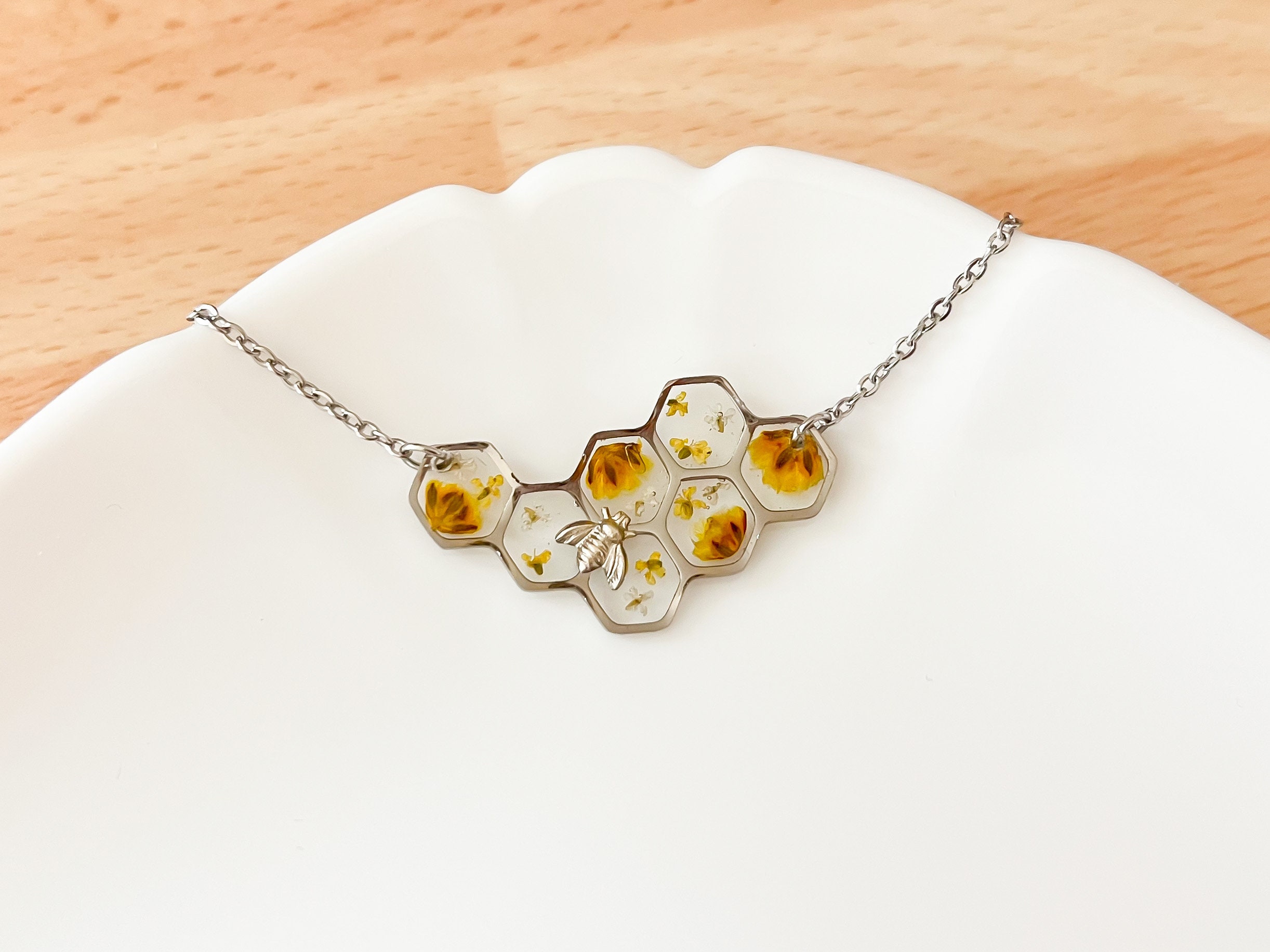 Bee and Honeycomb Necklace, Yellow Bee Necklace, Silver Bee Necklace, Stainless Steel Honeycomb Pendant, Yellow Flower Necklace for Her