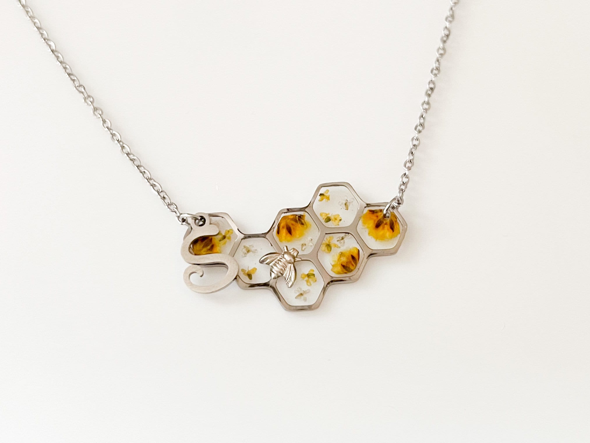 Bee and Honeycomb Necklace, Yellow Bee Necklace, Silver Bee Necklace, Stainless Steel Honeycomb Pendant, Yellow Flower Necklace for Her