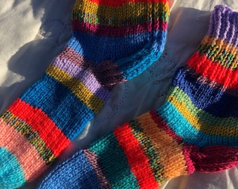 Hand Knitting Pattern - The Kaleido-Socks