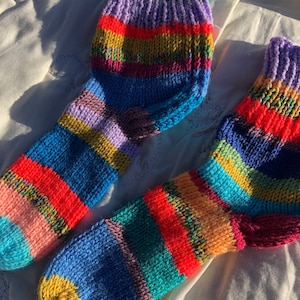 Hand Knitting Pattern - The Kaleido-Socks
