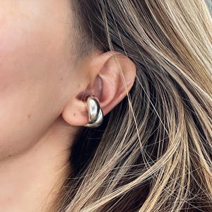 Silver Bold Ear cuff No Piercing Chunky Statement Unisex Ear Cuff - Vintage inspired