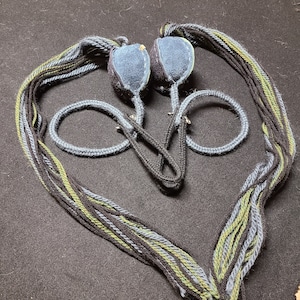 Poi / Poï / Bolas in leather and wool