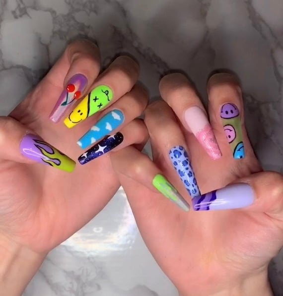 Etsy press on nails deals