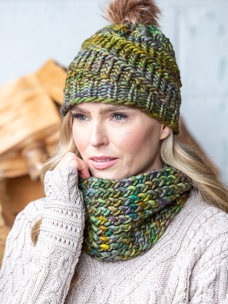 Hand Knit Set of Cozy Hat and Cowl in Malabrigo Rasta Super  display picture 2