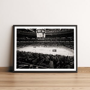 Stampa dello stadio di hockey su ghiaccio United Center Chicago Blackhawks NHL, stampa artistica in bianco e nero, foto di hockey su ghiaccio, arte murale NHL