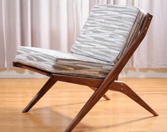 Lounge Chair in Walnut