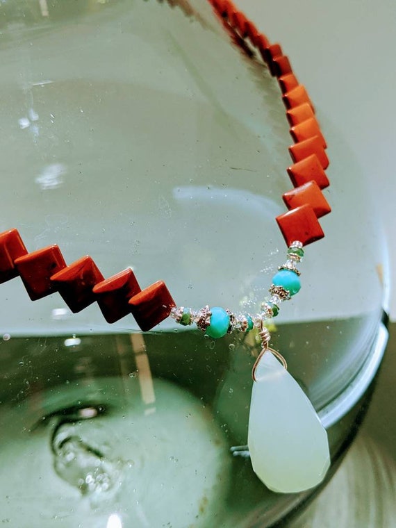 Red Jasper Necklace/Stone Necklace/Crystal Pendant/Stone and Crystal  Necklace/Jasper Necklace/Red Necklace/Natural Materials/Boho Necklace