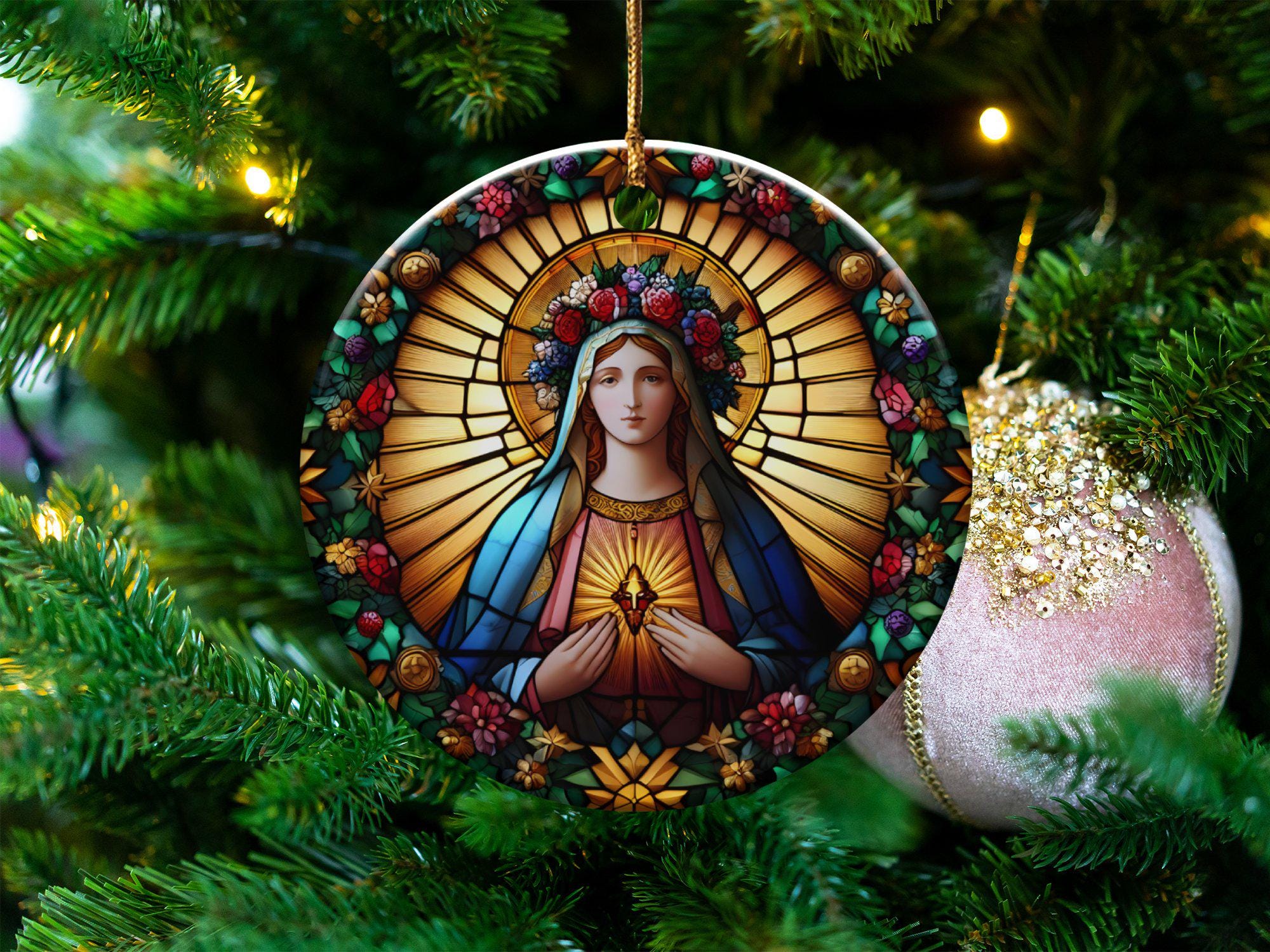 聖母マリアの陶器の飾り、宗教的な室内装飾、キリスト教の壁掛けアート