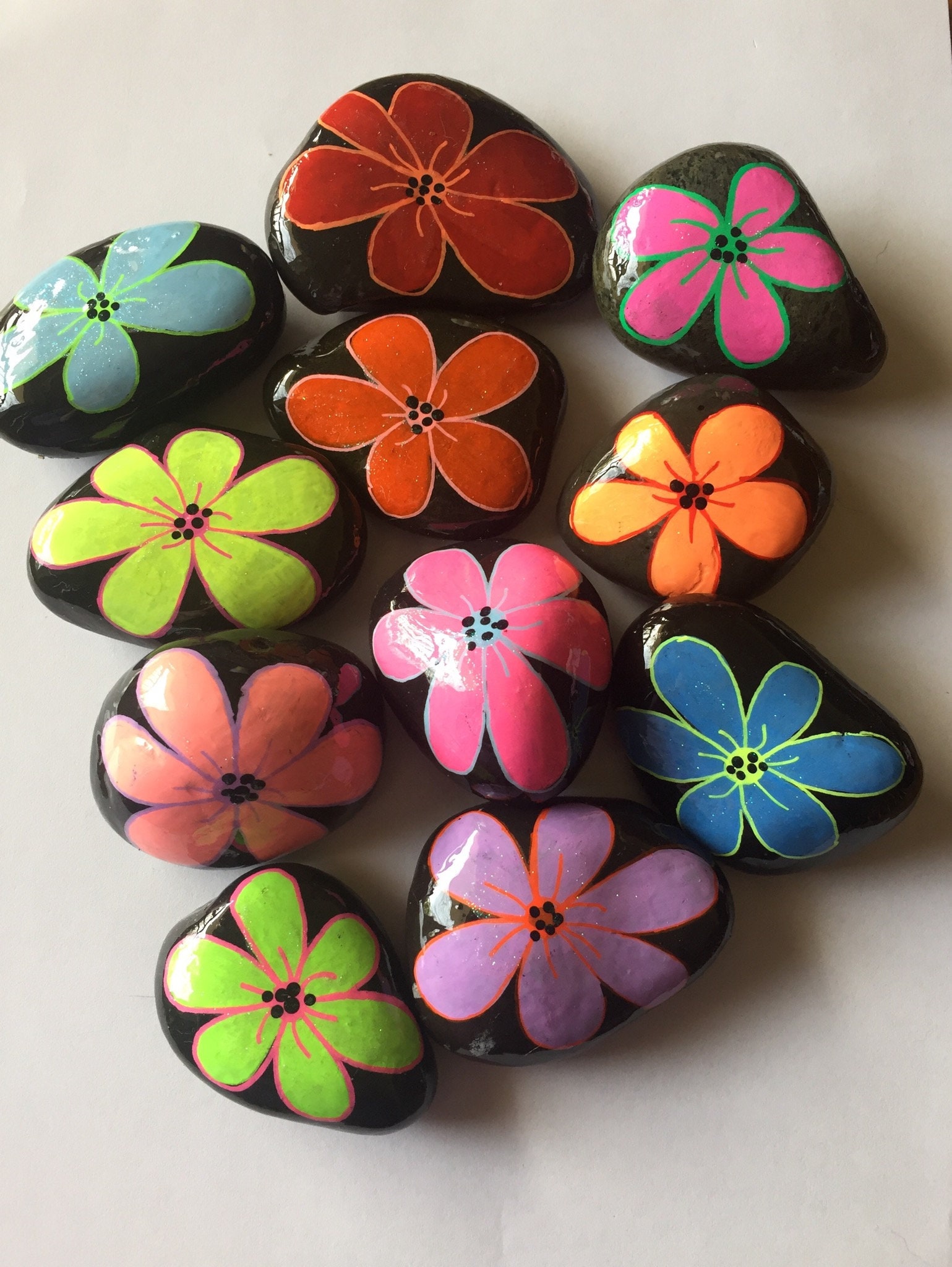 Set of 11 Pretty Bright Flower Rocks for Garden as Kindness Etsy
