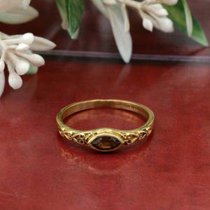 Vintage gold ring, brown stone ring, dainty antique style ring, marquise gemstone ring, boho minimalist jewelry, gift for her,stackable ring