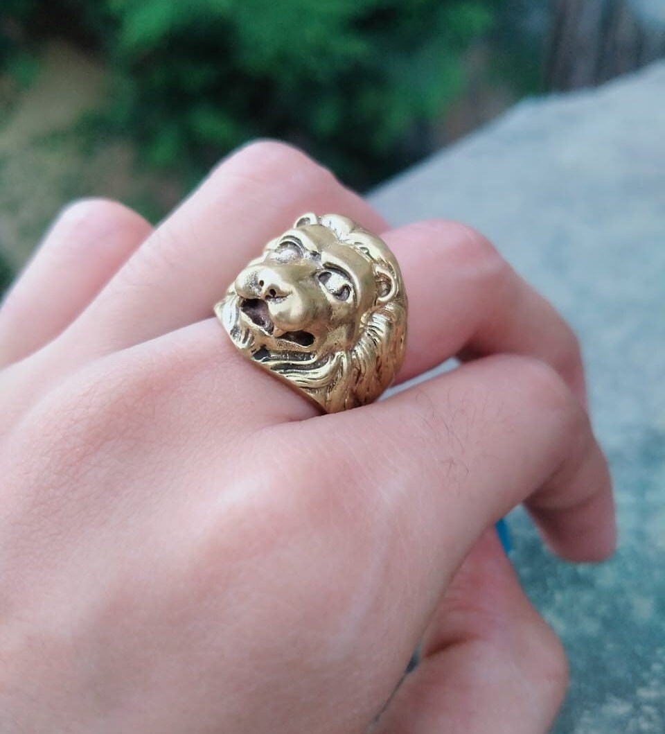 French, 1900s, Diamond 18 Karat Yellow Gold Lion Ring-Vintage  jewelry-Bijouxbaume