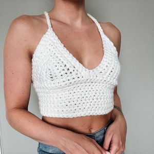 Teenage crop top outfits hotsell
