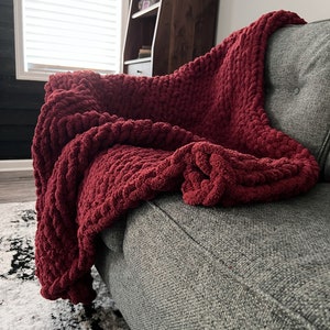 Hand Knit Blanket, Boho Throw Blanket for Chair, Finger Knit Blanket, Handmade Chunky Knit Blanket, Arm Knit Blanket, Chenille Bedspread