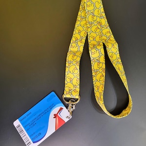 Duck Cruise-koord met karabijnsluiting en GRATIS kaarthouder | Badgehouder met eendthema | Cruise essentieel | Leuk eendenkoord voor volwassenen en kinderen