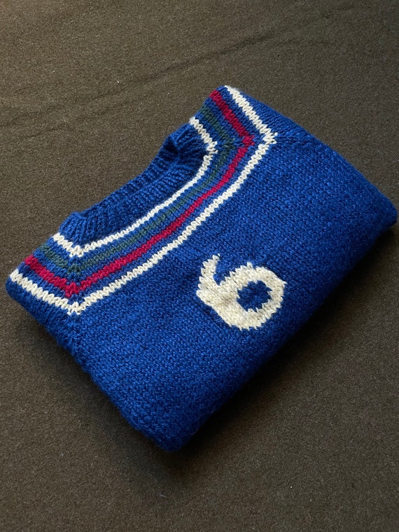 70s 80s Hand-knit Sweater - image 3