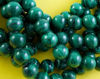 Malachite Beads (Round)(Smooth)(4mm)(6mm)(8mm)(10mm)(16"Strand)