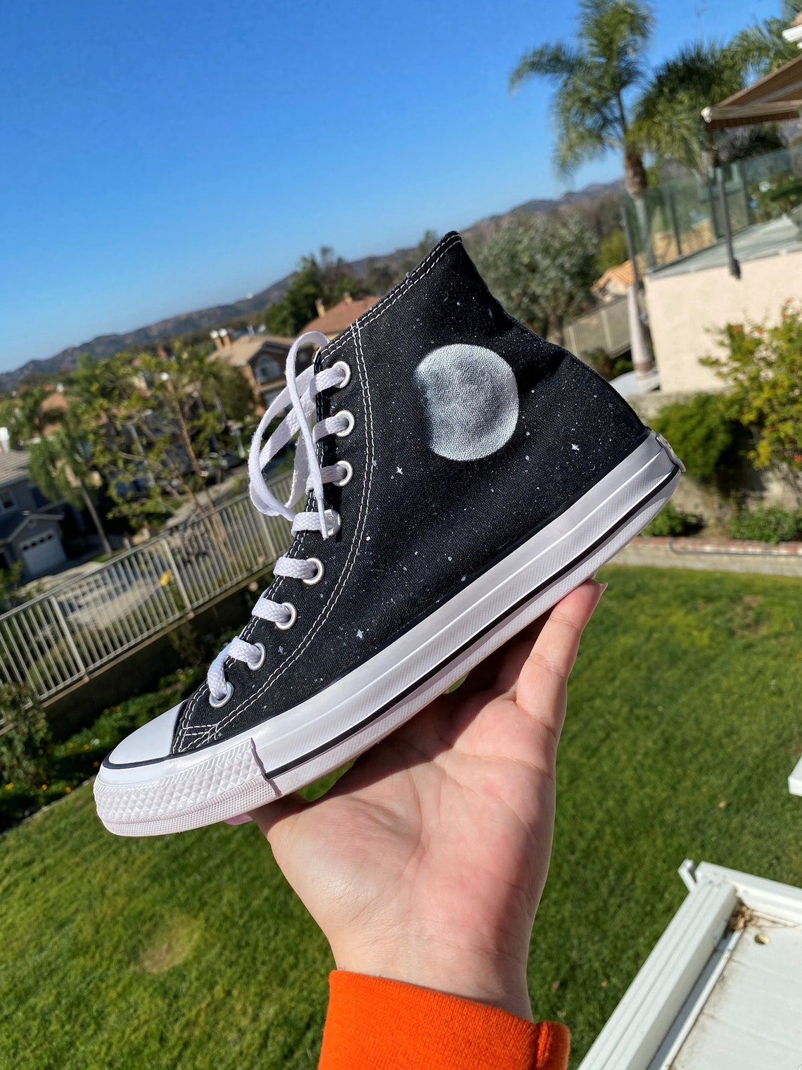 journeys converse moon