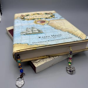 String bookmark, Beaded bookmark, cord bookmark, Book marks, Book markers, Book thongs
