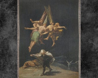 Può includere: Coperta arazzo tessuta con la riproduzione di un dipinto classico. L'opera d'arte raffigura figure in volo, con uno sfondo scuro e un aspetto invecchiato e strutturato. La coperta ha un bordo sfrangiato.