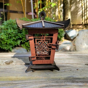 Japanese pagoda lantern, Garden pagoda lantern, outdoor wooden Japanese lantern, indoor Japanese lighting décor, Japanese gifts