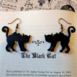 Black cat earrings, dangle black cat earrings, spooky black cat earrings, black cat lover jewelry, black cat lover gifts