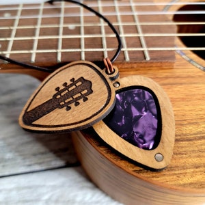 Australian Flag Heart Guitar Pick Necklace Unique Custom Fashion Pet Card Keychain 