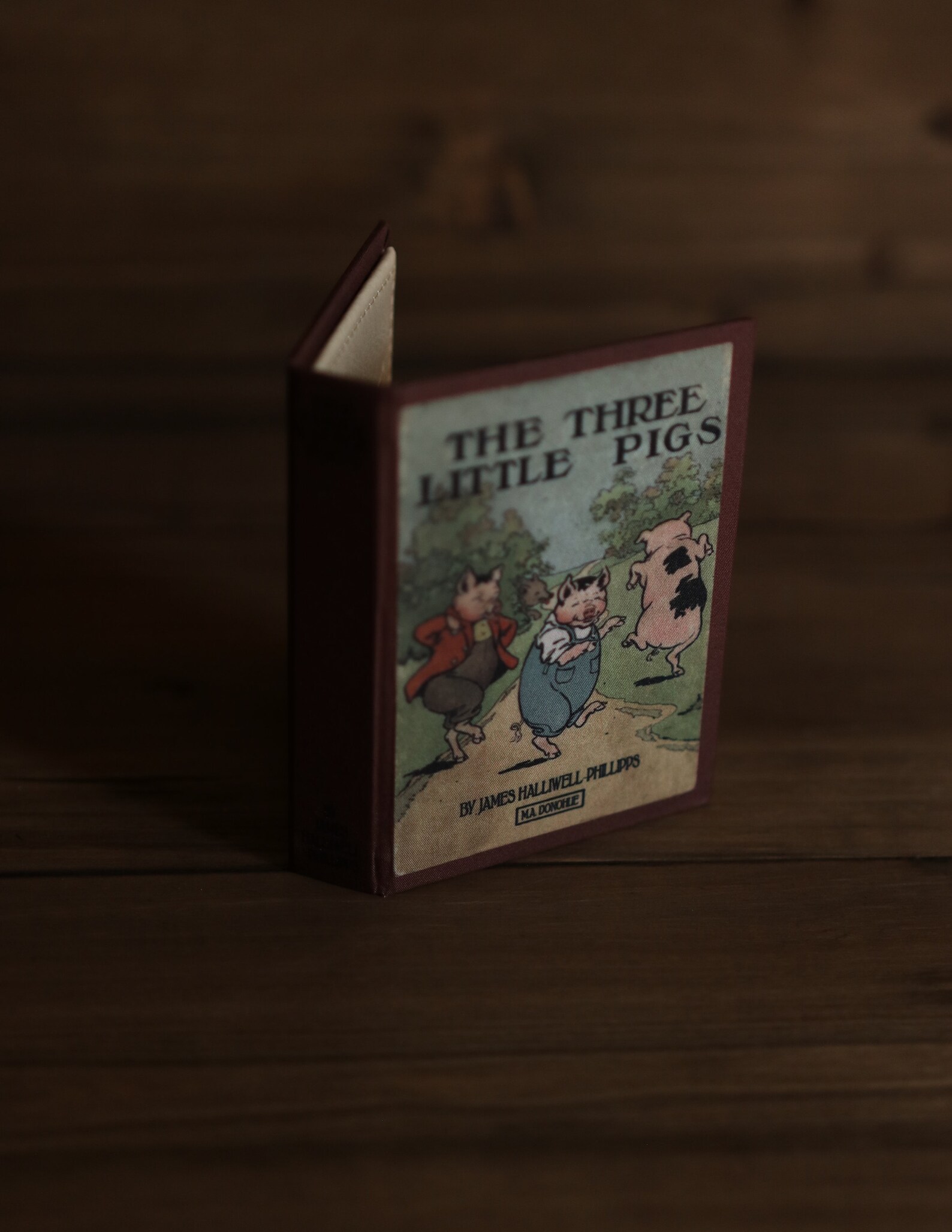 The Three Little Pigs by James Halliwellphillipps 1886 Book Etsy