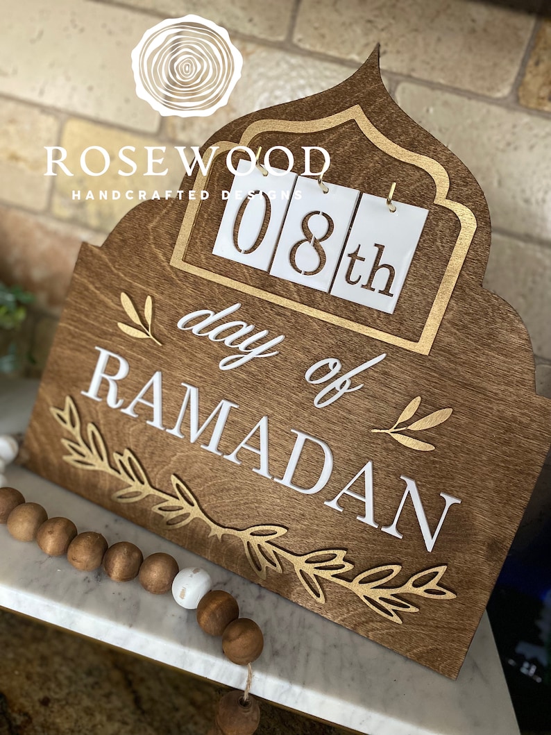 Ramadan Wood Calendar image 4