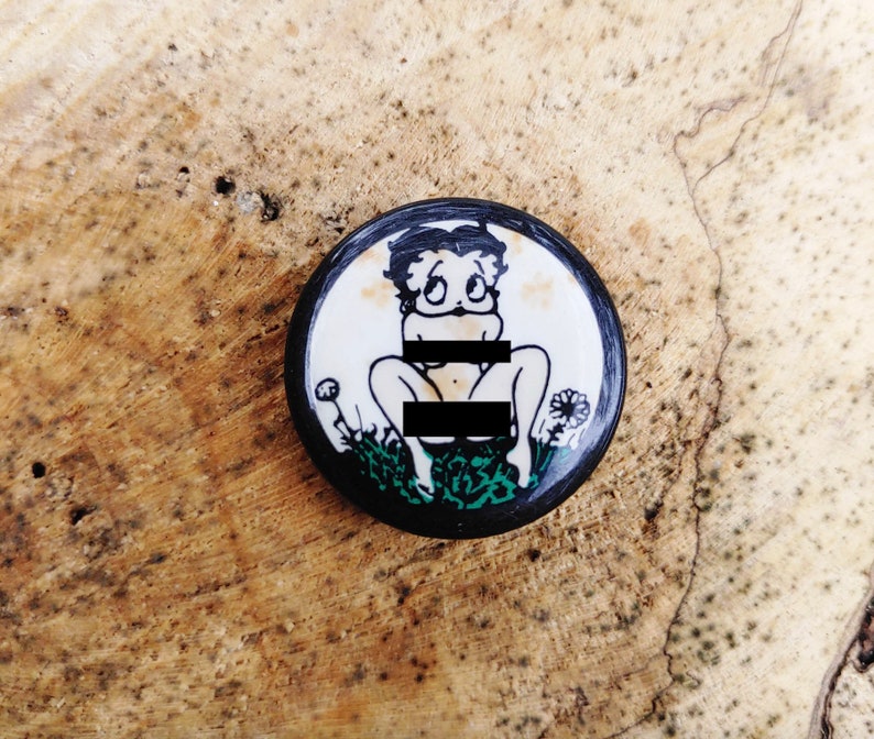 NSFW Rare Vintage Betty Boop Nude Pinup Button