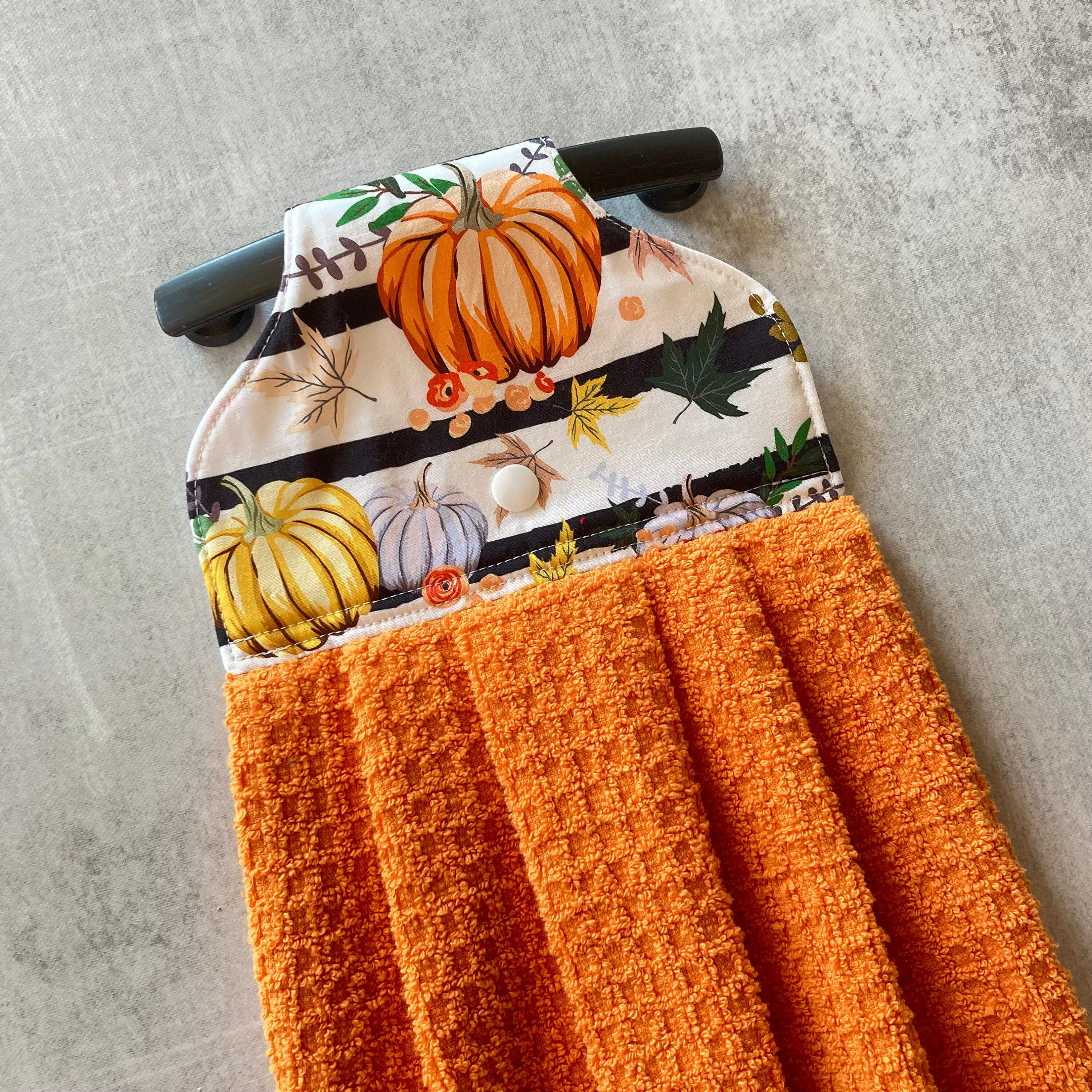 Monogrammed Kitchen Towels, Personalized Kitchen Towel, Pumpkin Towel, Fall  Decor, Thanksgiving Towel Pumpkin Pot Holder Tea Towel KTH22