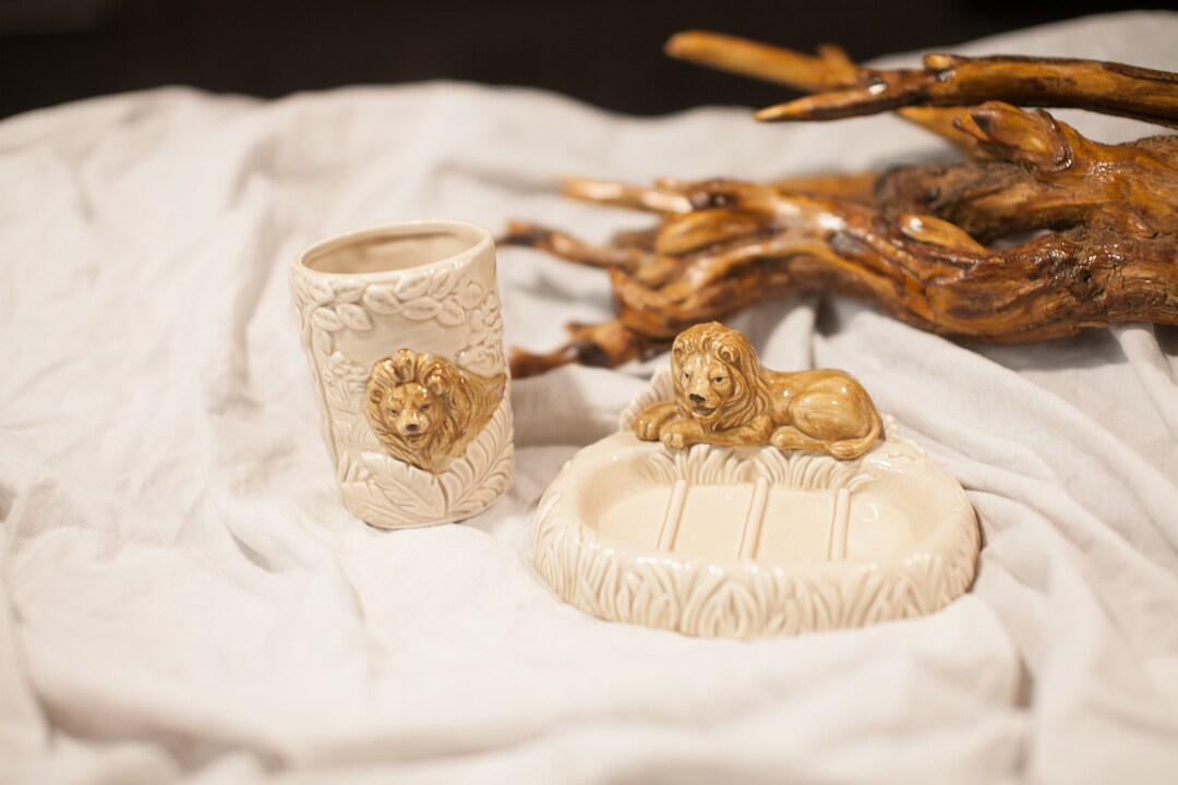 Vintage Ceramic Lion Bathroom Accessories Etsy