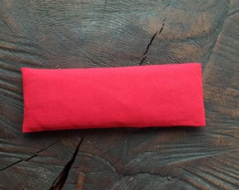 Almohada ocular de lavanda orgánica – Aromaterapia para conciliar el sueño y relajarse practicando yoga.