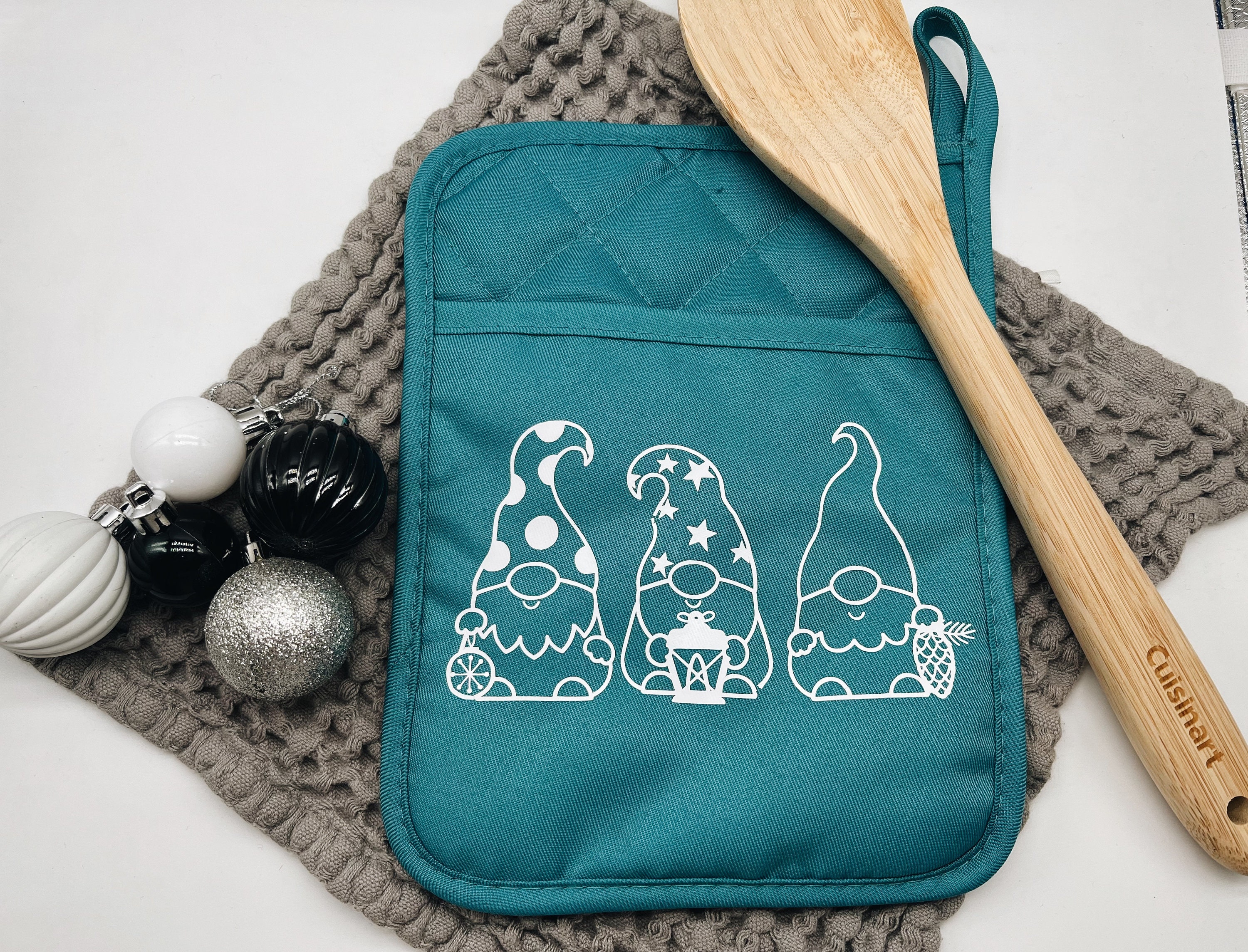 I'll Be GnomeChristmas Set of 4 Placemats OR Oven Mitt, Pot