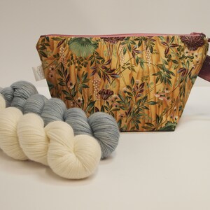 Zippered Wedge Project Bag - Bambo with Ginko Flowers. Medium