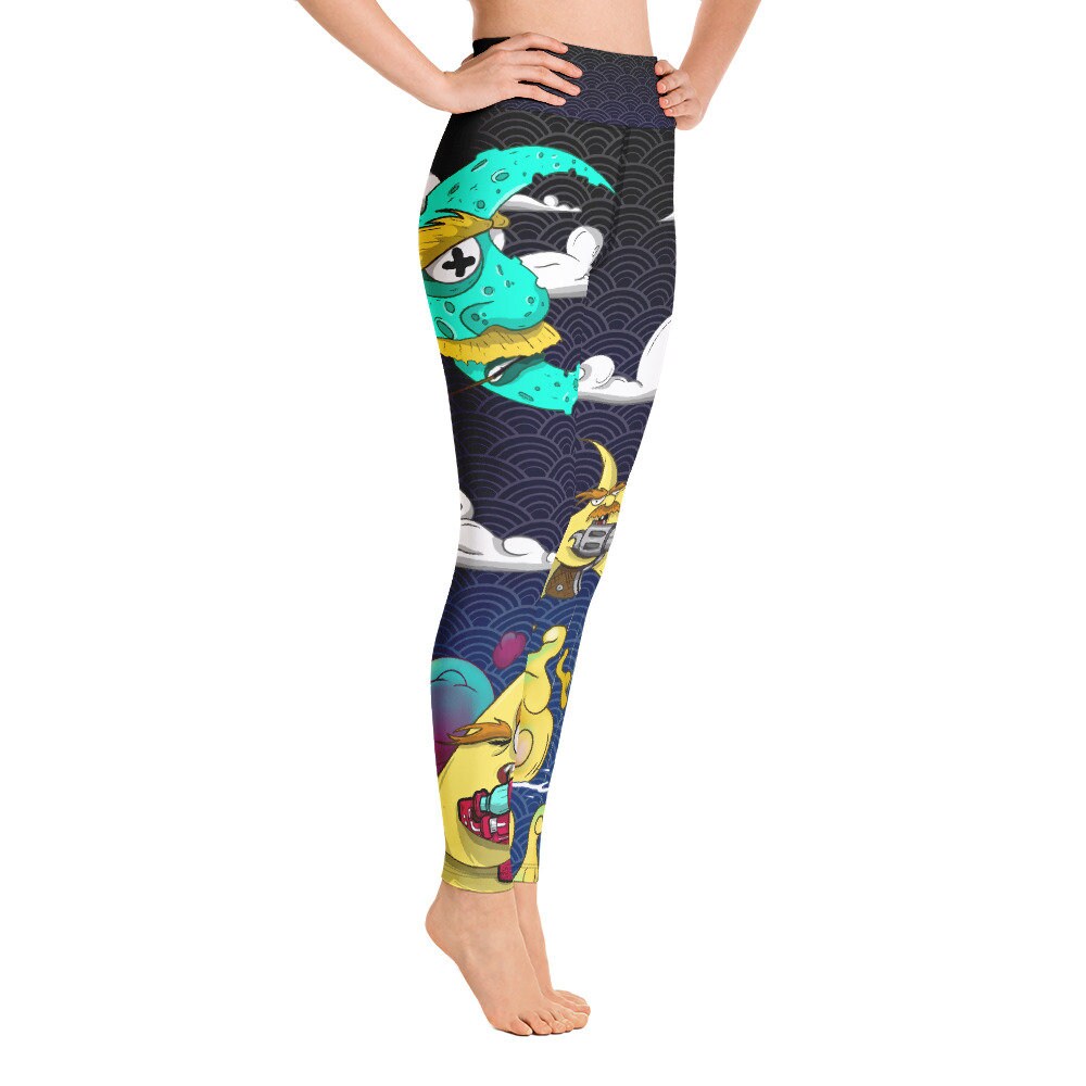 Moon Women's Yoga Leggings Shooting 