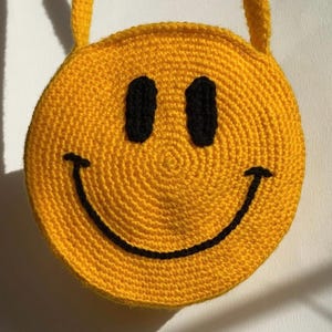 Crochet Smiley Face Bag// COMPLETED BAG